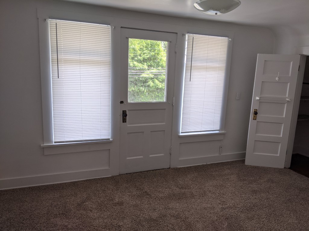 2nd floor bedroom with balcony
