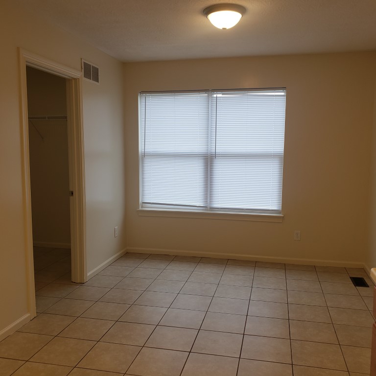 14 Pepperwood 1 - kitchen-dining room