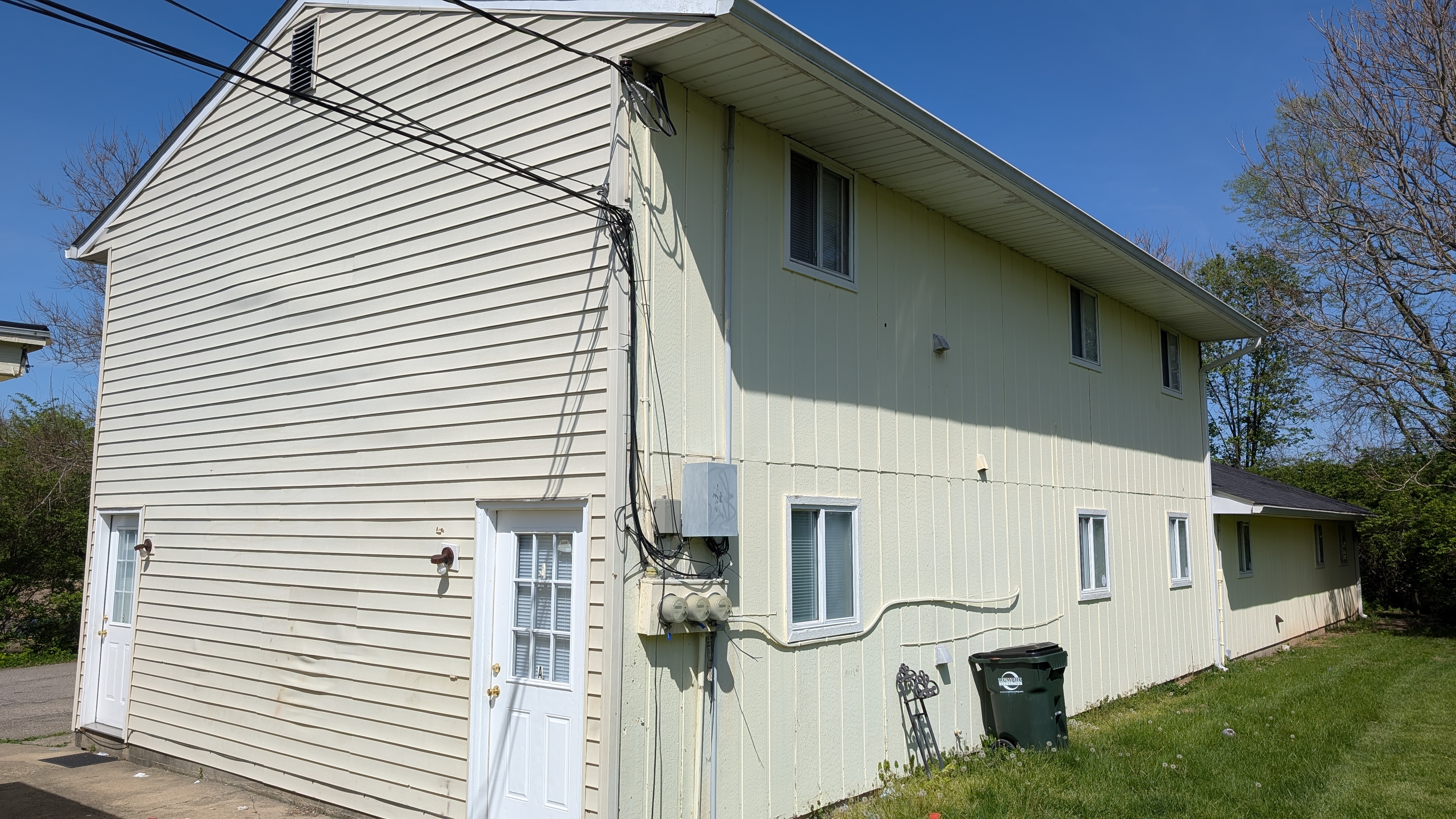 511 N. Campus A Up