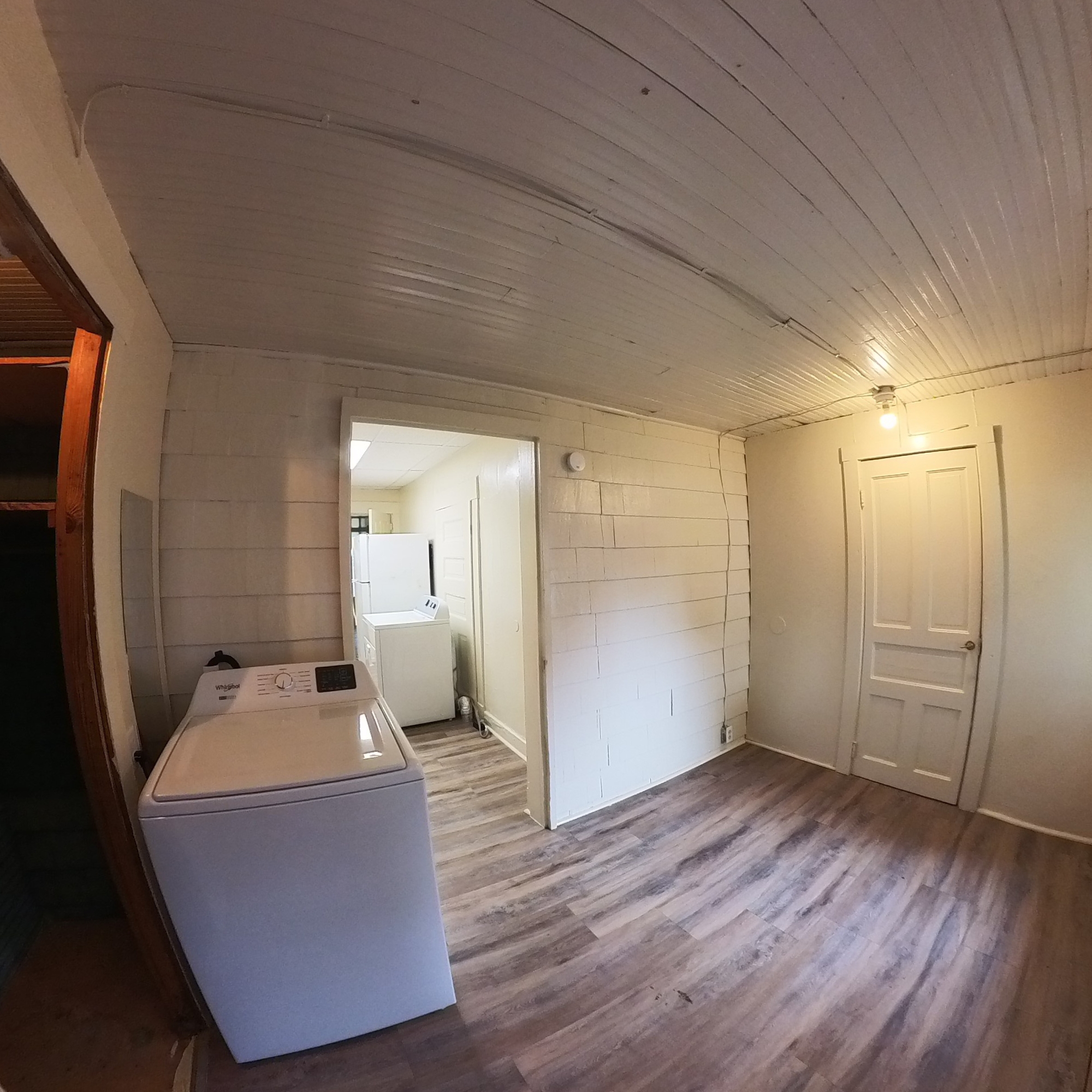 Laundry/Storage