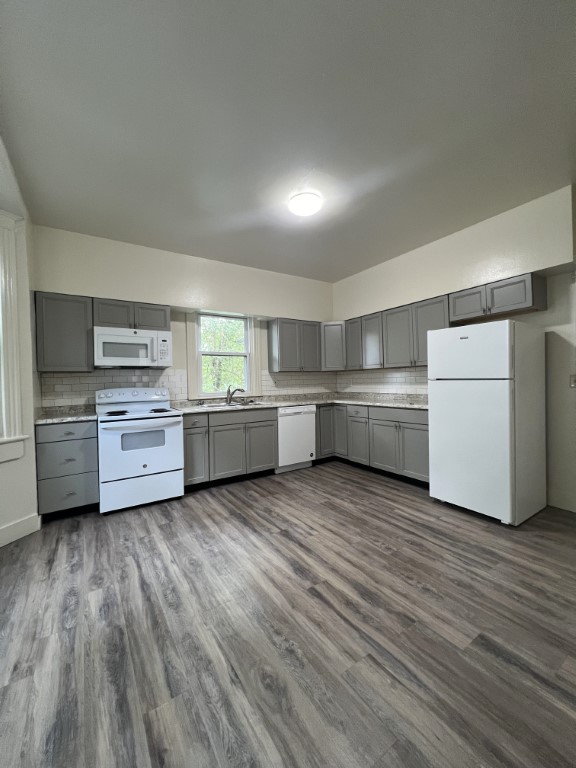 Apt 2 Kitchen 