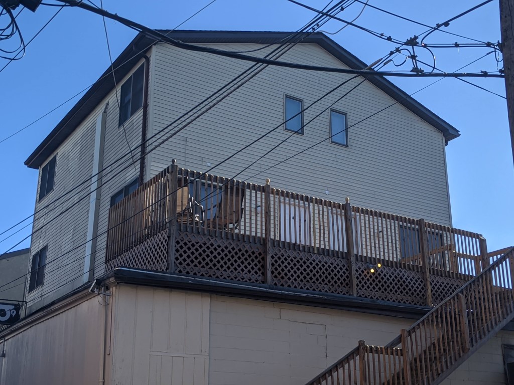 23 E. High Apt. 5 - 28/29