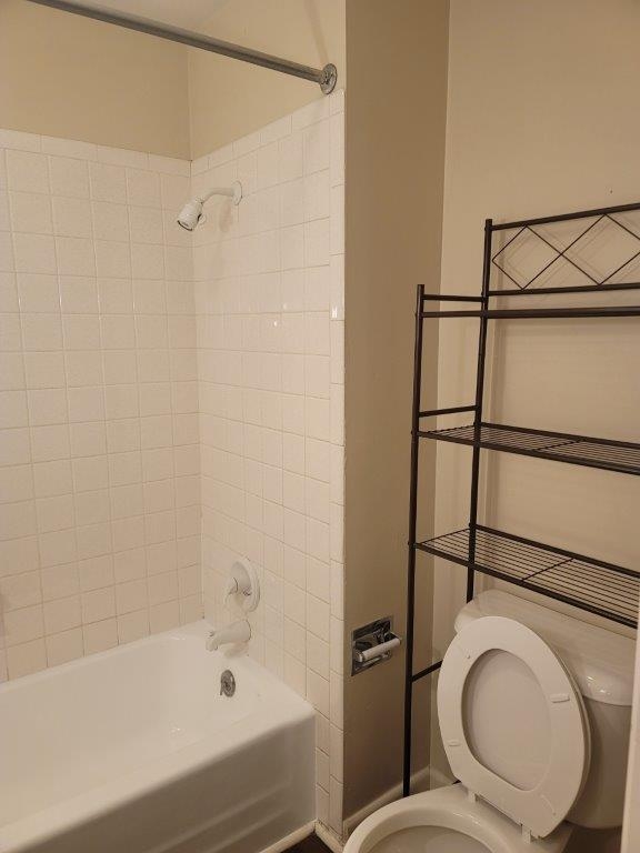 1st Floor Bath