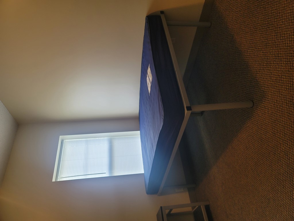 bedroom2