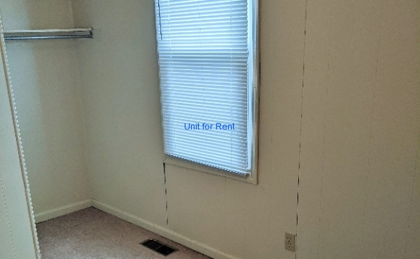 8. Downstair bedroom 2